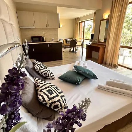 Primavera 2 Aparthotel