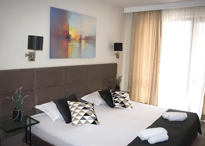 Primavera 2 Appart hôtel 2*